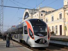 В Украине с сегодняшнего дня вводятся именные железнодорожные билеты 
