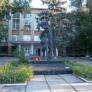 Памятник студентам и преподавателям Восточноукраинского национального университета погибшим в годы Второй Мировой Войны
